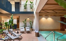 Magno Apartments Castilla